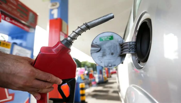 © Marcelo Camargo/Agência Brasil Combustível: governo prevê queda de preço se petróleo mantiver cotação